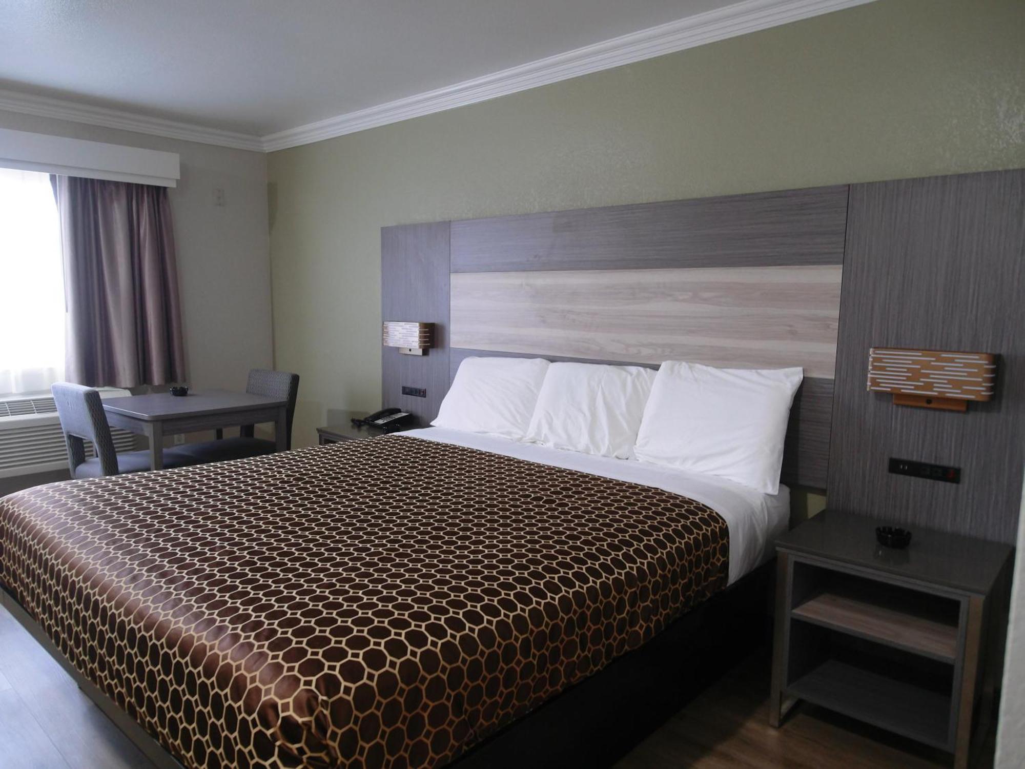 Americas Best Value Inn-Rialto Dış mekan fotoğraf
